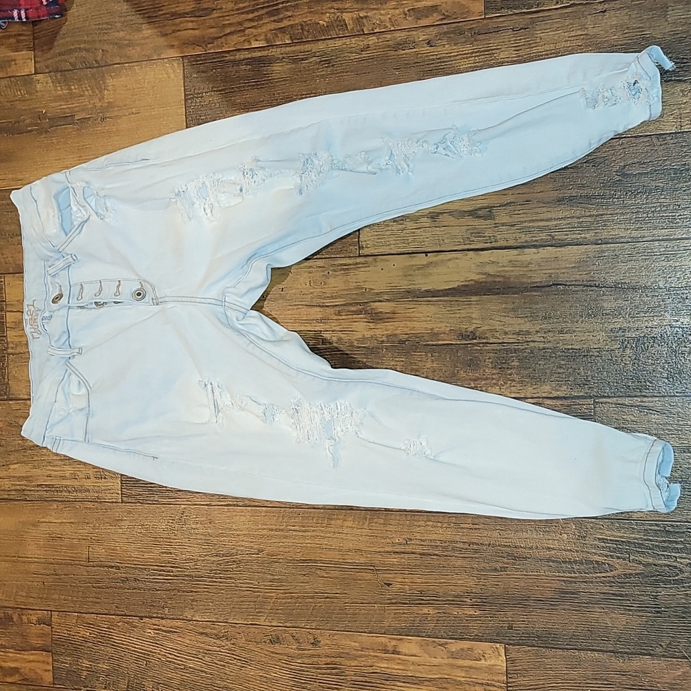 Light blue ripped jeans